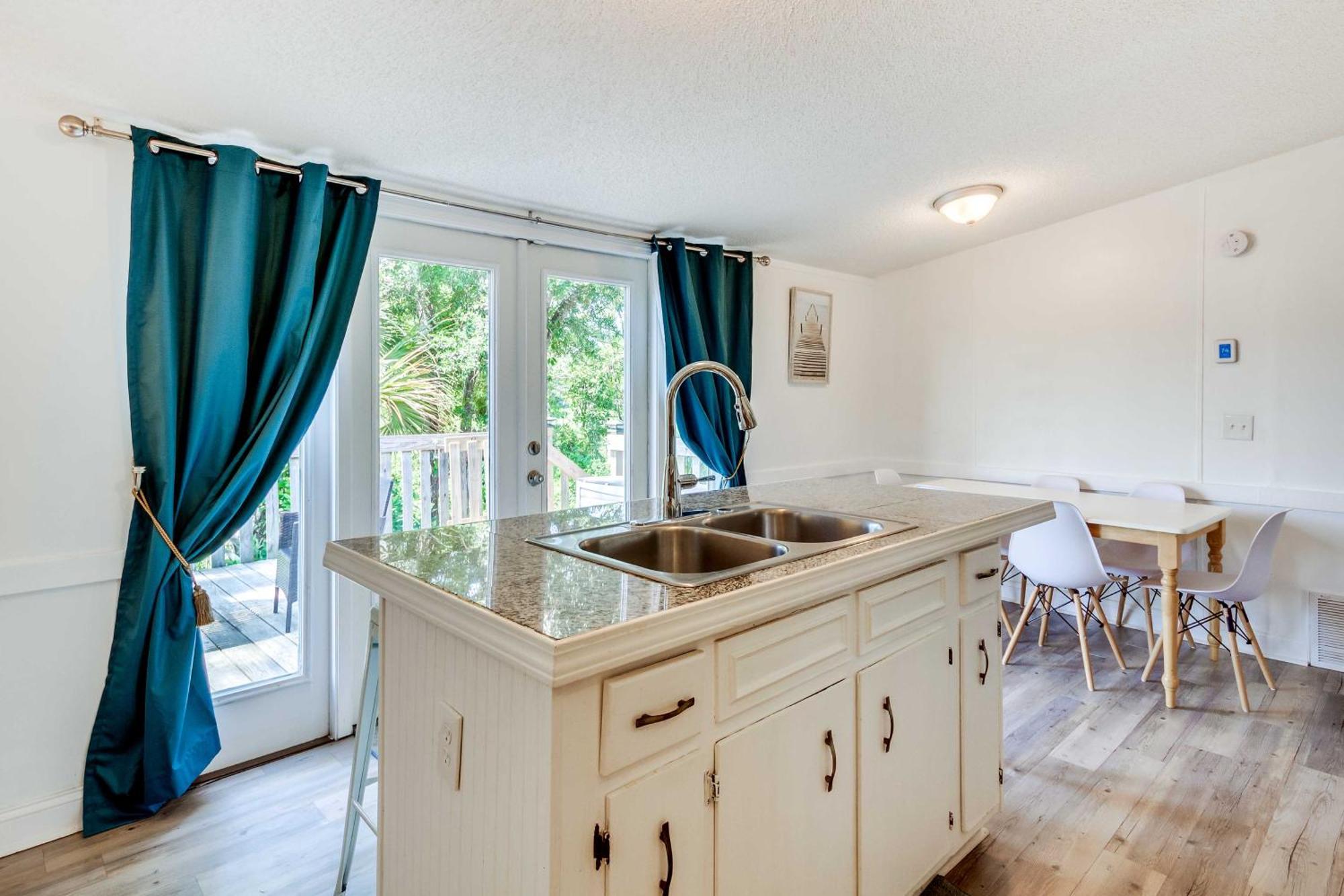 Stunning Pensacola Home, 8 Mi To Downtown! מראה חיצוני תמונה